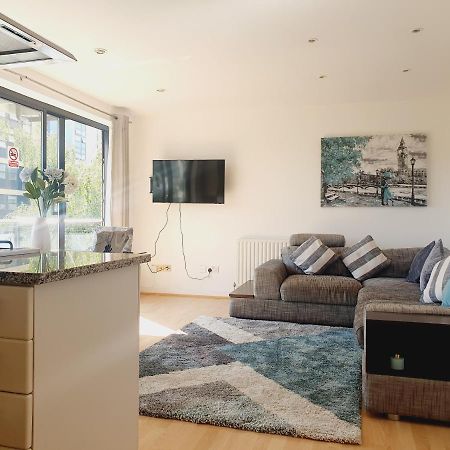 Luxury Canary Wharf Apartment With Free Parking Лондон Экстерьер фото
