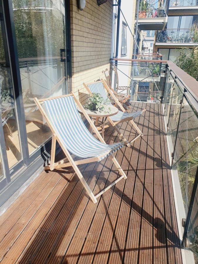 Luxury Canary Wharf Apartment With Free Parking Лондон Экстерьер фото
